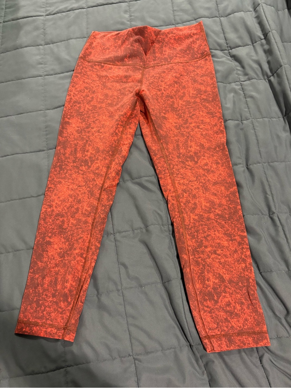 Women’s lululemon burnt orange Align leggings sz 8